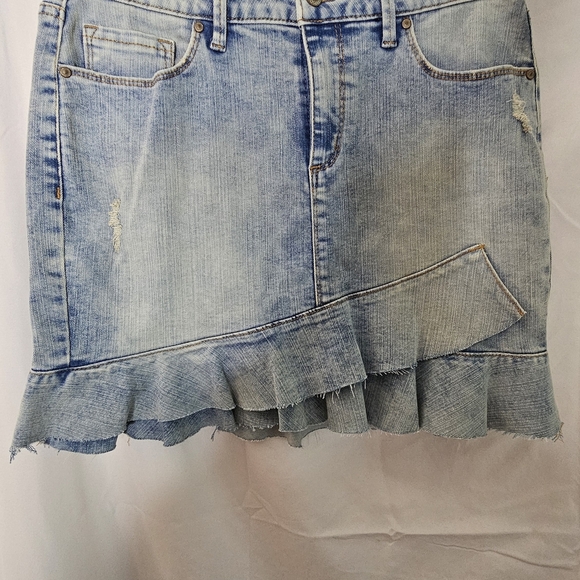 Jessica Simpson Light Blue Denim Mini Skirt - Picture 1 of 3